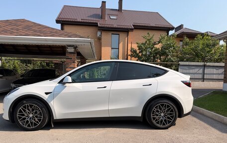 Tesla Model Y I, 2021 год, 4 193 000 рублей, 4 фотография