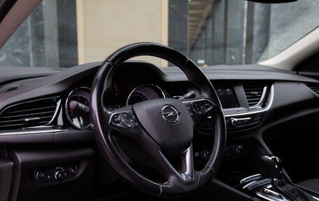 Opel Insignia II рестайлинг, 2020 год, 1 650 000 рублей, 15 фотография