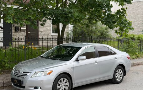 Toyota Camry, 2007 год, 825 000 рублей, 2 фотография