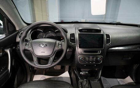 KIA Sorento II рестайлинг, 2014 год, 1 899 000 рублей, 10 фотография