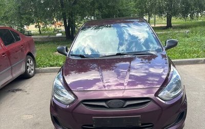 Hyundai Solaris II рестайлинг, 2011 год, 800 000 рублей, 1 фотография