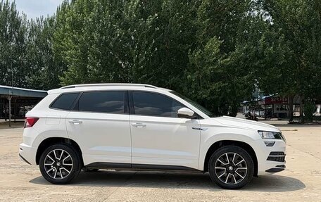 Skoda Karoq I, 2020 год, 1 820 000 рублей, 4 фотография
