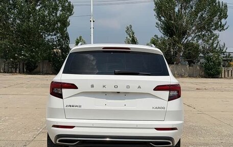 Skoda Karoq I, 2020 год, 1 820 000 рублей, 6 фотография