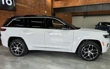Jeep Grand Cherokee, 2022 год, 8 100 000 рублей, 4 фотография