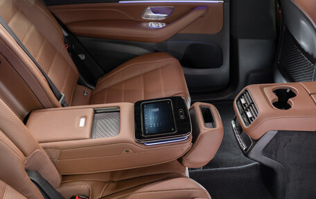 Mercedes-Benz GLS, 2026 год, 17 290 000 рублей, 22 фотография