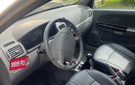 KIA Rio II, 2005 год, 350 000 рублей, 4 фотография