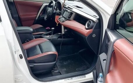 Toyota RAV4, 2013 год, 1 900 000 рублей, 5 фотография