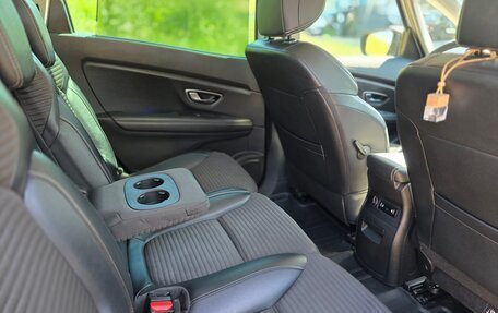 Renault Scenic IV, 2019 год, 1 540 000 рублей, 17 фотография