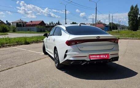 KIA K5, 2021 год, 2 200 000 рублей, 2 фотография