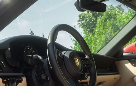 Porsche 911, 2020 год, 13 000 000 рублей, 27 фотография