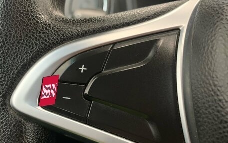 Renault Sandero II рестайлинг, 2018 год, 800 000 рублей, 28 фотография
