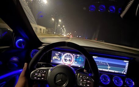 Mercedes-Benz E-Класс, 2018 год, 3 750 000 рублей, 13 фотография