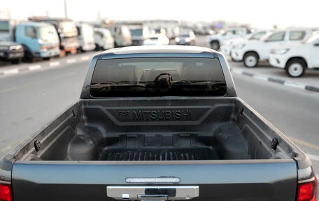 Mitsubishi L200, 2026 год, 3 990 000 рублей, 6 фотография
