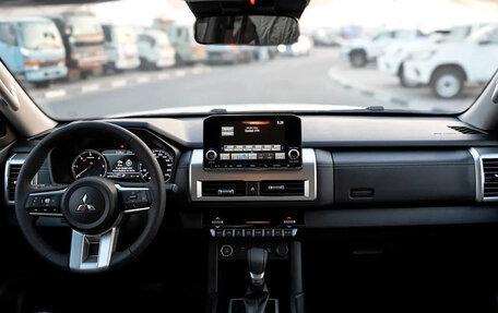 Mitsubishi L200, 2026 год, 3 990 000 рублей, 9 фотография