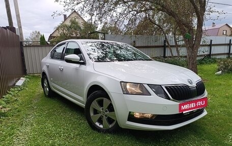 Skoda Octavia, 2018 год, 1 920 000 рублей, 3 фотография