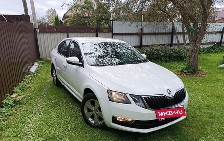 Skoda Octavia, 2018 год, 1 920 000 рублей, 10 фотография