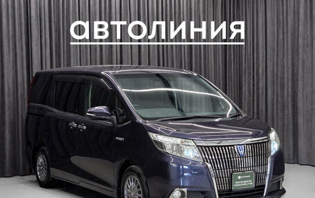 Toyota Esquire I, 2015 год, 1 790 000 рублей, 3 фотография