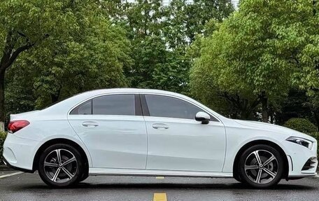 Mercedes-Benz A-Класс, 2022 год, 2 037 025 рублей, 5 фотография
