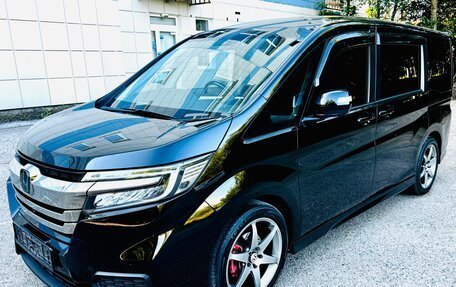 Honda Stepwgn IV, 2019 год, 2 650 000 рублей, 2 фотография