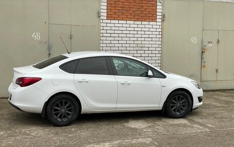 Opel Astra J, 2014 год, 1 100 000 рублей, 2 фотография