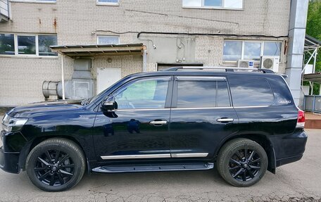 Toyota Land Cruiser 200, 2017 год, 5 500 000 рублей, 5 фотография
