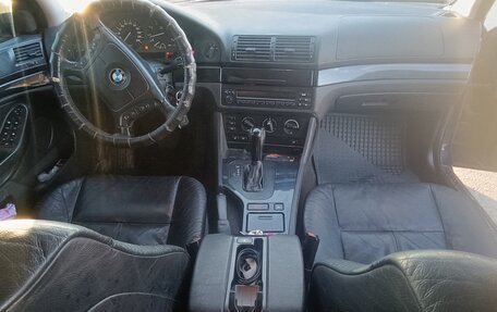 BMW 5 серия, 2000 год, 550 000 рублей, 7 фотография