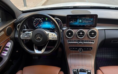 Mercedes-Benz C-Класс, 2019 год, 3 200 000 рублей, 4 фотография