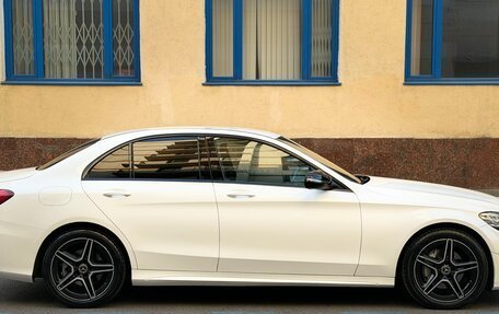 Mercedes-Benz C-Класс, 2019 год, 3 200 000 рублей, 6 фотография