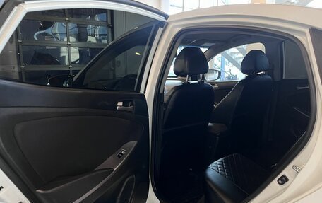 Hyundai Solaris II рестайлинг, 2014 год, 670 000 рублей, 25 фотография