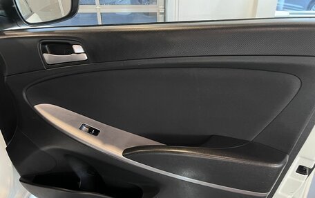 Hyundai Solaris II рестайлинг, 2014 год, 670 000 рублей, 28 фотография