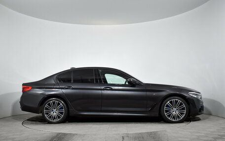 BMW 5 серия, 2019 год, 3 899 000 рублей, 4 фотография