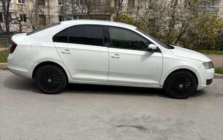 Skoda Rapid I, 2018 год, 700 000 рублей, 2 фотография