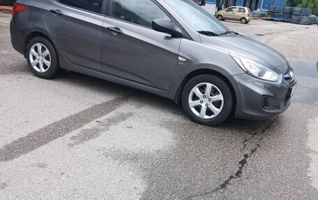 Hyundai Solaris II рестайлинг, 2014 год, 600 000 рублей, 5 фотография