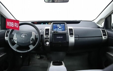 Toyota Prius, 2008 год, 790 000 рублей, 12 фотография