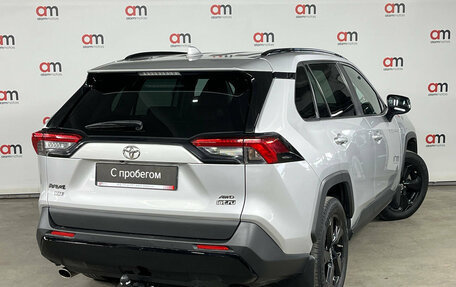Toyota RAV4, 2021 год, 3 199 000 рублей, 4 фотография