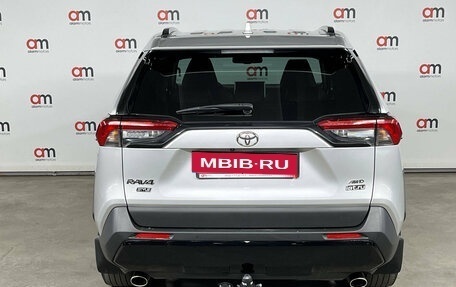 Toyota RAV4, 2021 год, 3 199 000 рублей, 5 фотография