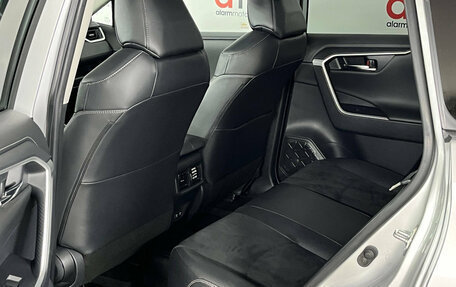 Toyota RAV4, 2021 год, 3 199 000 рублей, 23 фотография