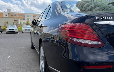 Mercedes-Benz E-Класс, 2017 год, 3 500 000 рублей, 4 фотография