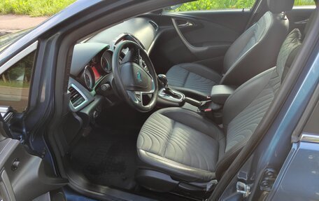 Opel Astra J, 2014 год, 605 000 рублей, 11 фотография