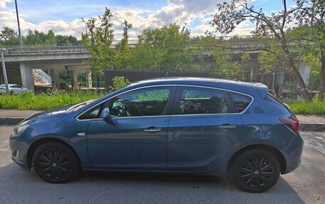 Opel Astra J, 2014 год, 605 000 рублей, 10 фотография