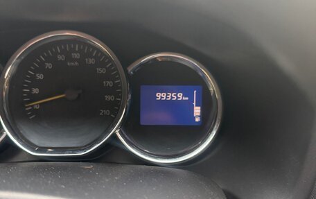 Renault Logan II, 2015 год, 730 000 рублей, 12 фотография