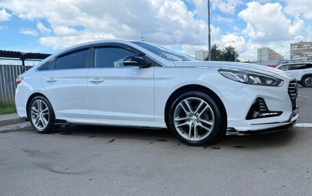 Hyundai Sonata VII, 2019 год, 1 800 000 рублей, 2 фотография