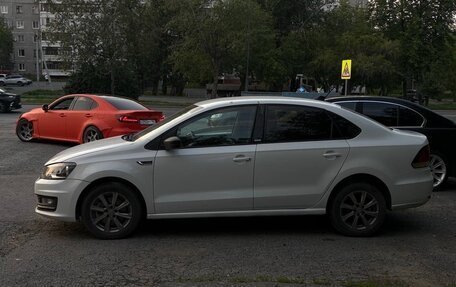 Volkswagen Polo VI (EU Market), 2017 год, 710 000 рублей, 2 фотография