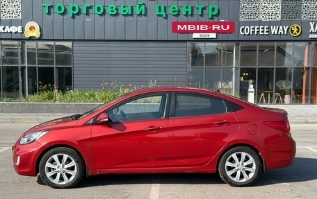 Hyundai Solaris II рестайлинг, 2011 год, 680 000 рублей, 4 фотография