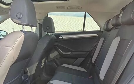 Volkswagen T-Roc I, 2022 год, 2 050 000 рублей, 20 фотография