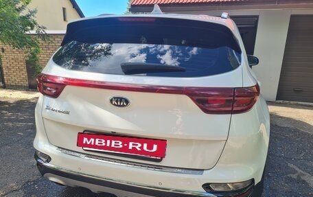 KIA Sportage IV рестайлинг, 2020 год, 2 970 000 рублей, 5 фотография