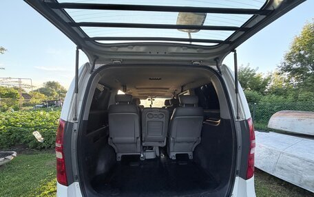 Hyundai Grand Starex Grand Starex I рестайлинг 2, 2008 год, 1 000 050 рублей, 17 фотография