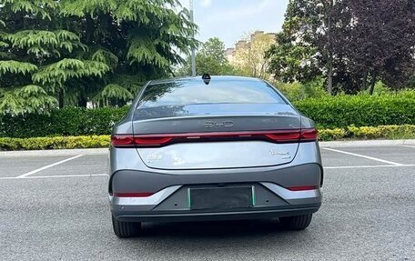 BYD Qin, 2025 год, 2 005 025 рублей, 4 фотография