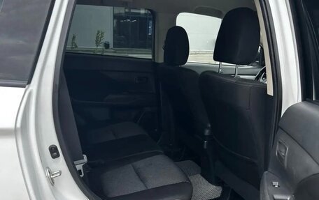 Mitsubishi Outlander III рестайлинг 3, 2017 год, 1 690 000 рублей, 3 фотография