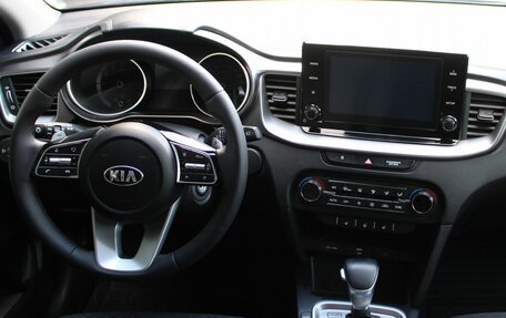 KIA cee'd III, 2020 год, 1 989 000 рублей, 11 фотография